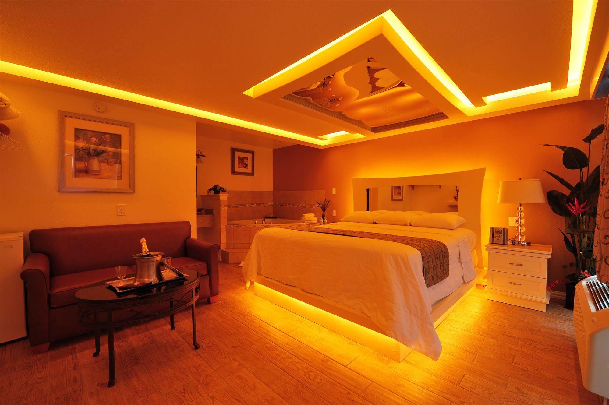 Romantic Inn & Suites 댈러스 외부 사진