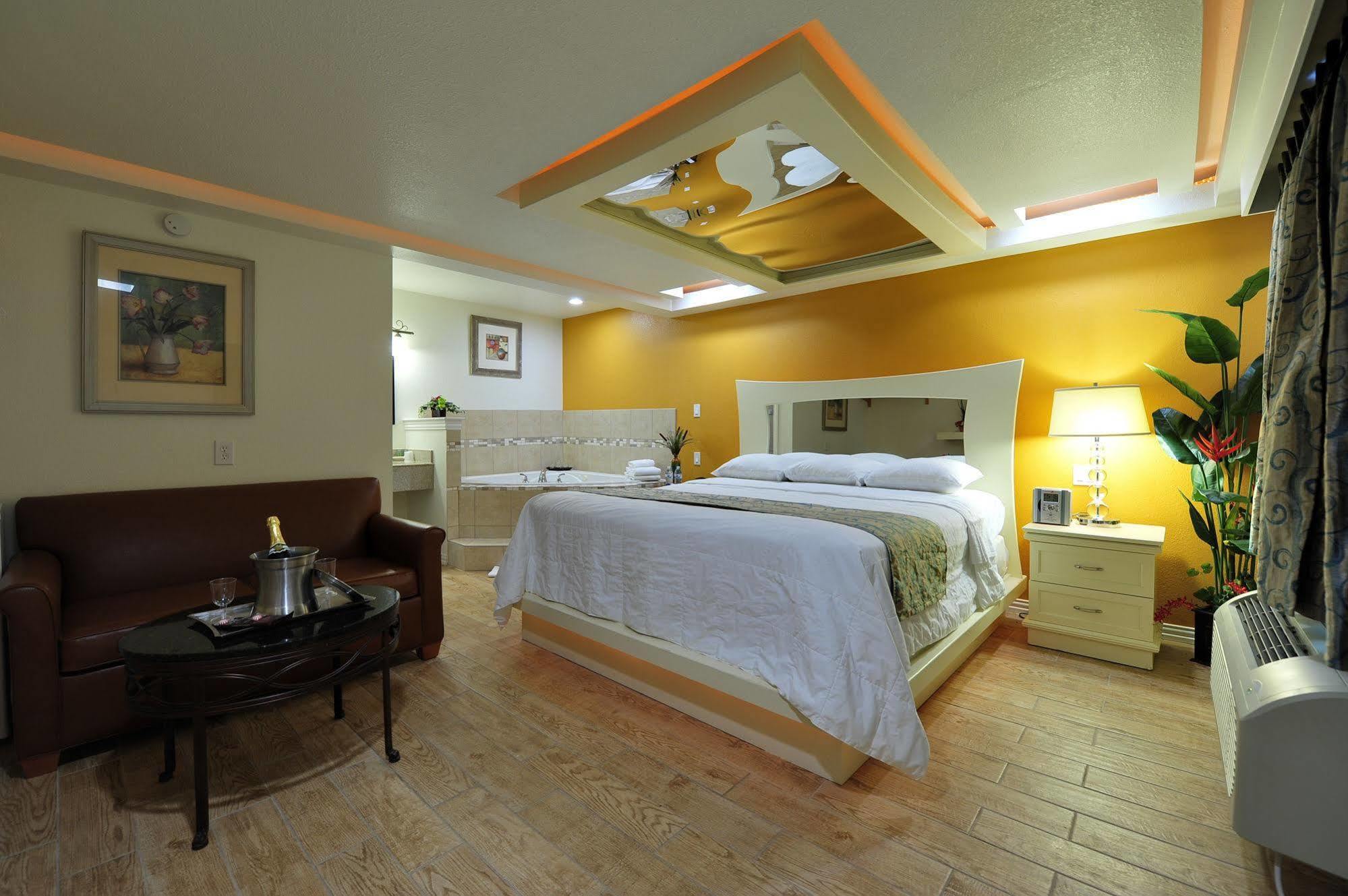 Romantic Inn & Suites 댈러스 외부 사진