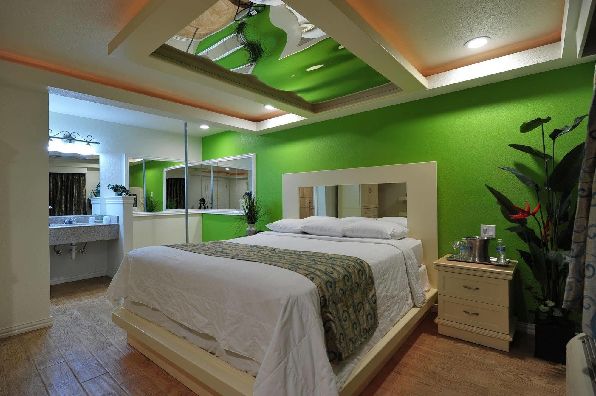 Romantic Inn & Suites 댈러스 외부 사진